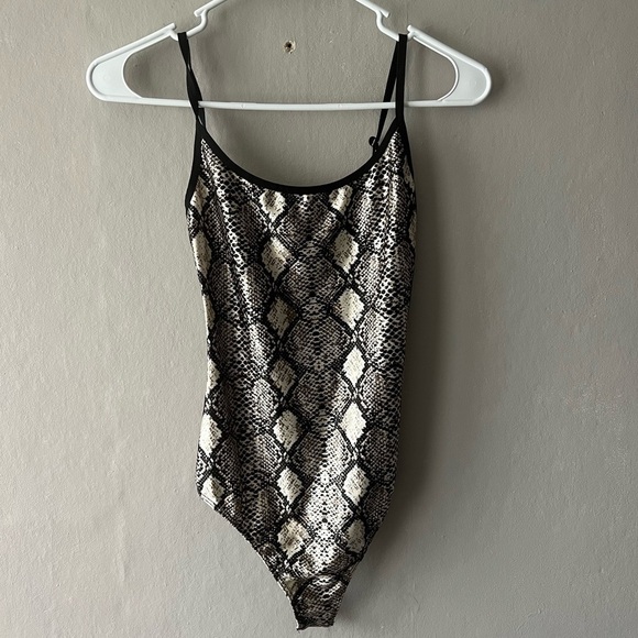 Free People Tops - Free People Basique Bodysuit In Snake Combo Size XS
